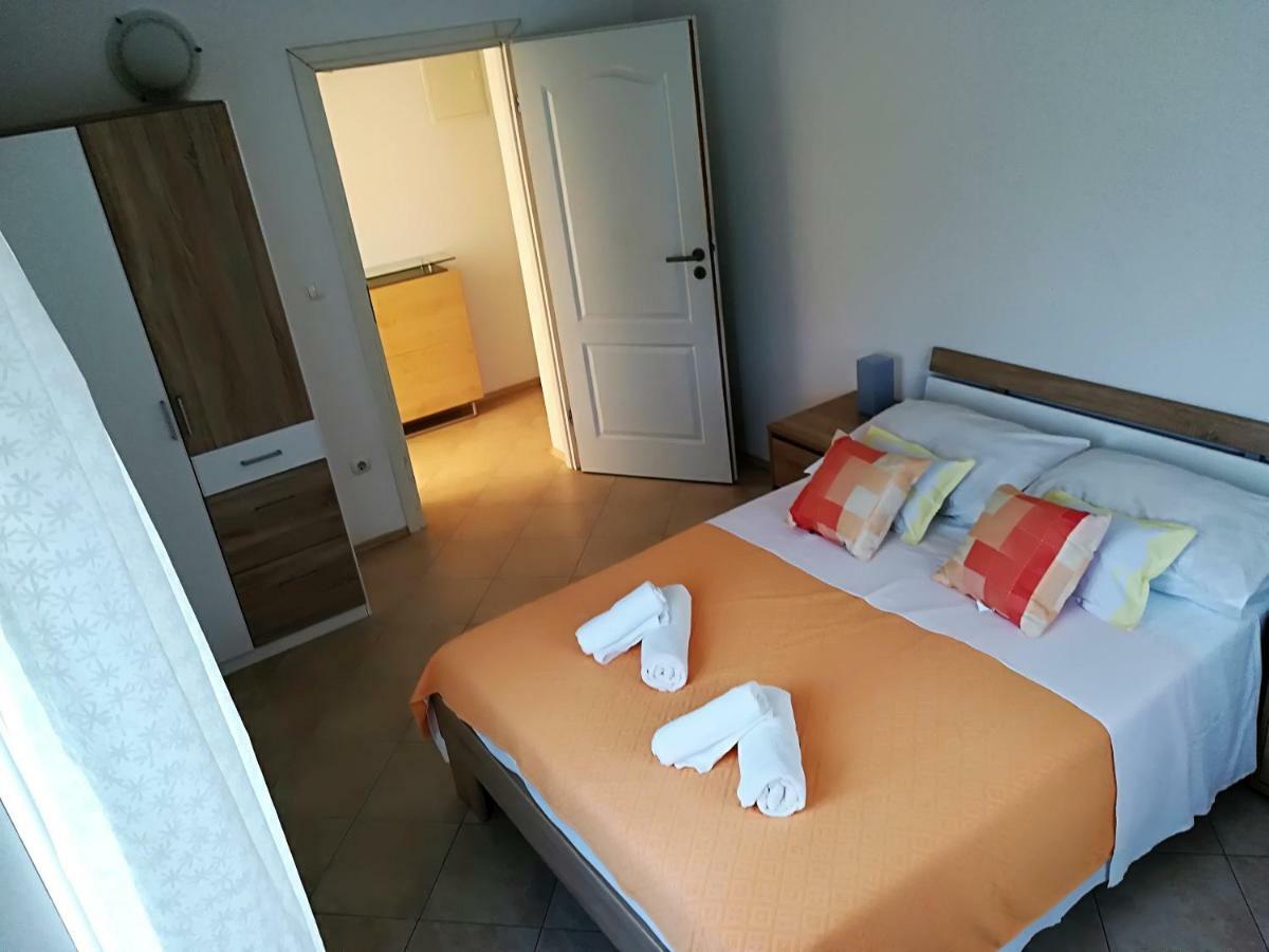 Apartman Rosanda 1 Premuda ภายนอก รูปภาพ