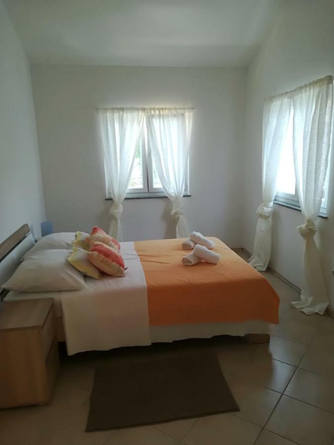 Apartman Rosanda 1 Premuda ภายนอก รูปภาพ