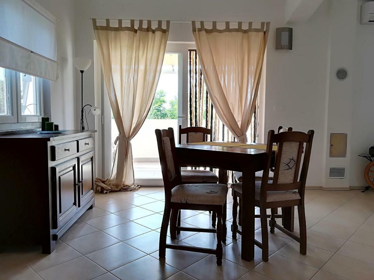 Apartman Rosanda 1 Premuda ภายนอก รูปภาพ